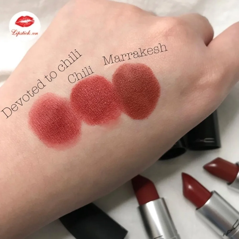 MAC Devoted to Chili 316 Lipstick, Powder Kiss (New)